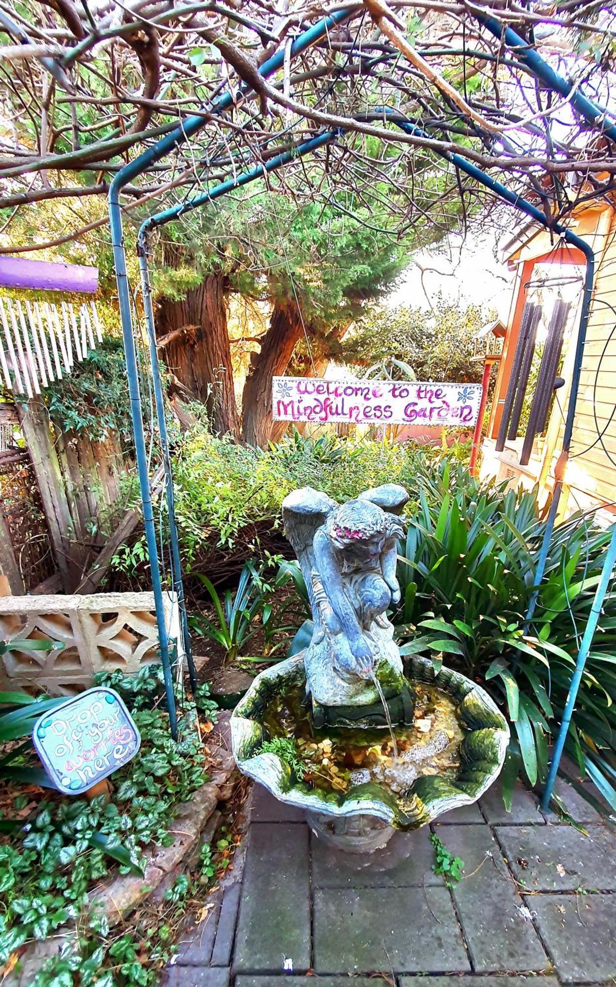 โบว์รัล โร้ด เบดแอนด์เบรคฟาสต์ Bed & Breakfast มิตตากอง ภายนอก รูปภาพ