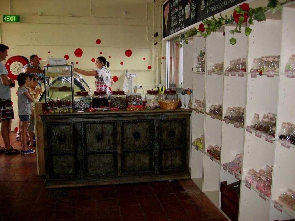 โบว์รัล โร้ด เบดแอนด์เบรคฟาสต์ Bed & Breakfast มิตตากอง ภายนอก รูปภาพ